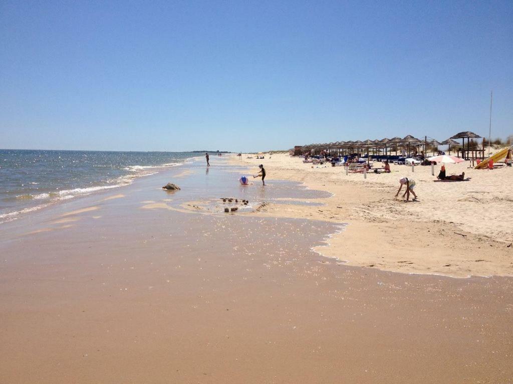 Golden Beach Apartment, Cabanas - Rua Das Giestas Lote 4 J กาบานัส เด ตาวีรา ภายนอก รูปภาพ